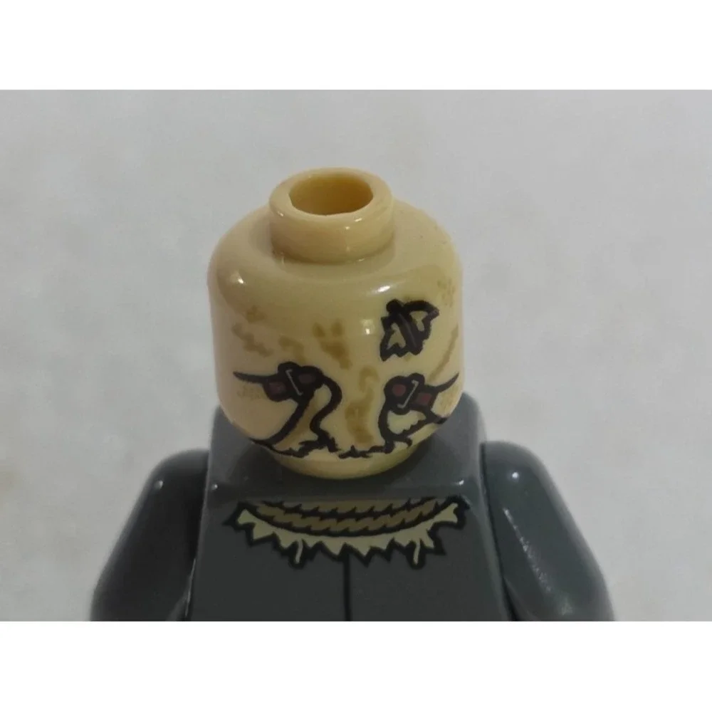 LEGO DC Super Heroes Scarecrow Minifigure Batman The Dark Knight 76239 1.5